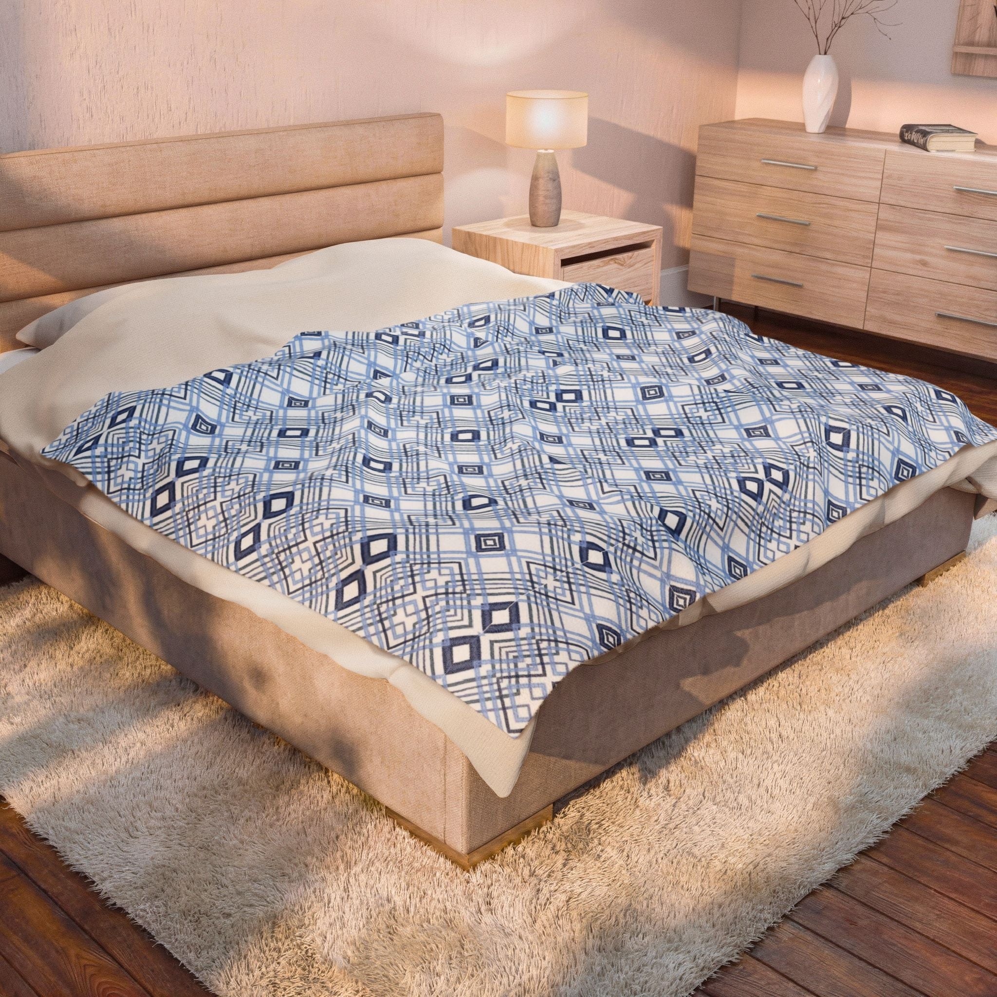Blue Diamonds Geometric Velveteen Plush Blanket - Blue Cava