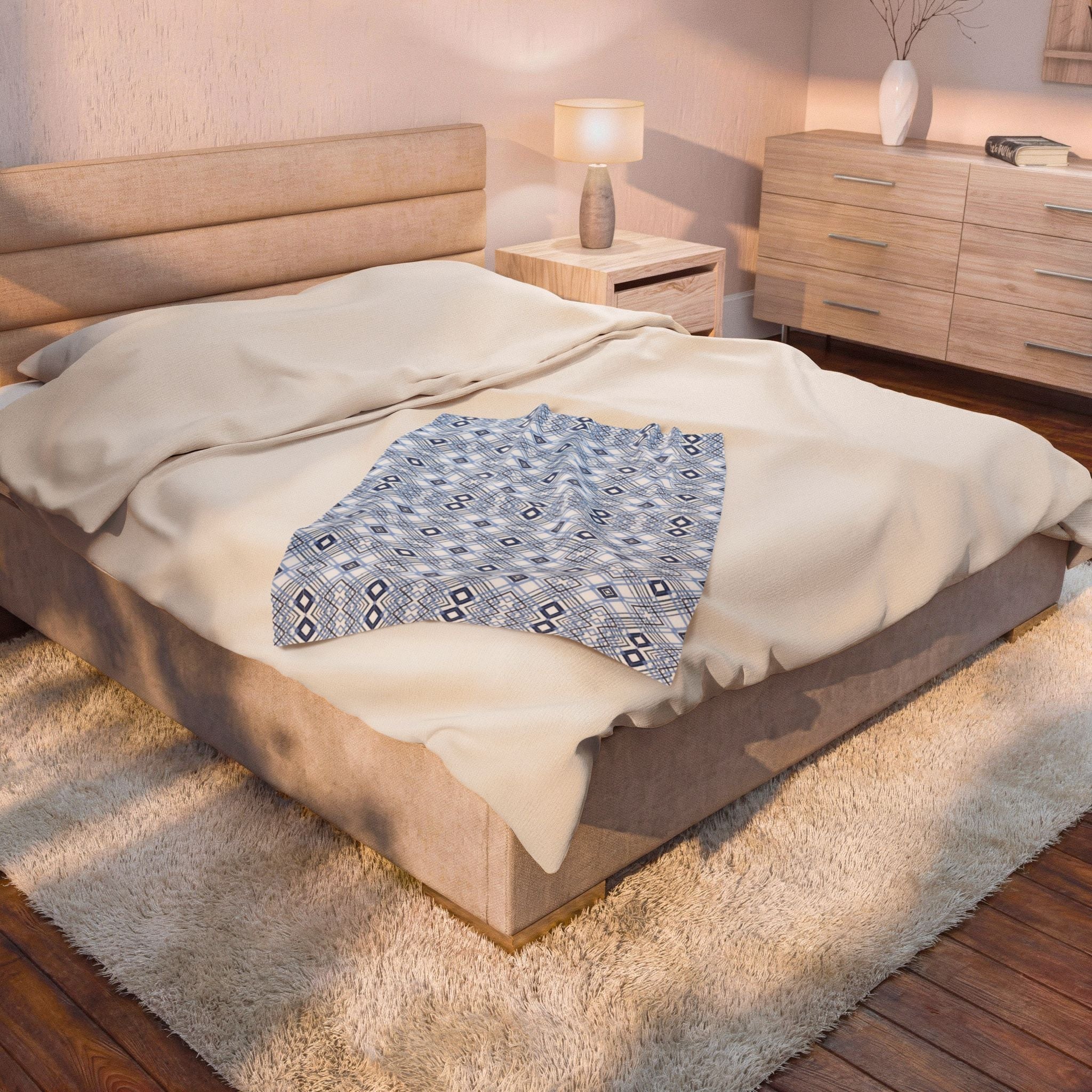 Blue Diamonds Geometric Velveteen Plush Blanket - Blue Cava