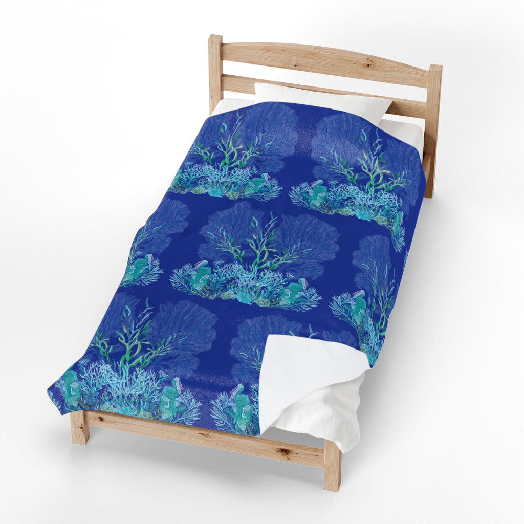 Ocean - Themed Velveteen Plush Blanket - Cozy Coral Design for Home Decor & Gifts - Blue Cava